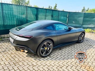 Scarico artigianale per Ferrari Roma. Centrale libero con X pipe. Senti il sound nel video!